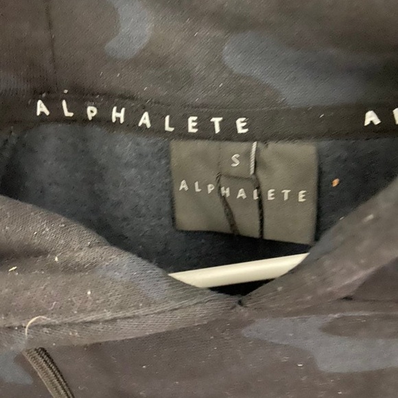 Black camo alphalete crop hoodie - Picture 2 of 2
